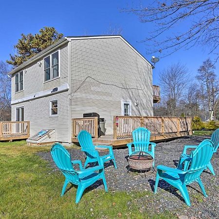 Peaceful Poconos Home With Lake And Pool Access! Long Pond Exterior photo