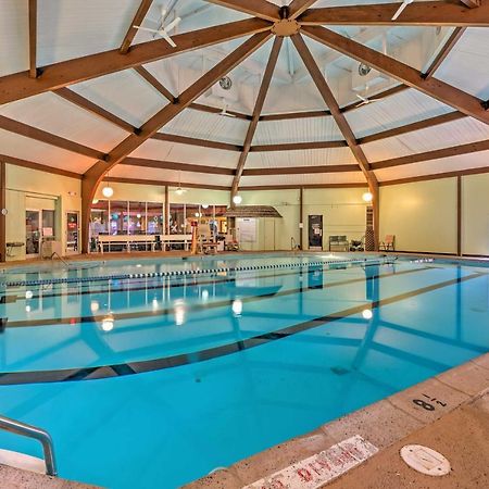 Peaceful Poconos Home With Lake And Pool Access! Long Pond Exterior photo
